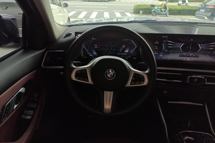 Used BMW i3 2024 eDrive 35 L Steering Wheel