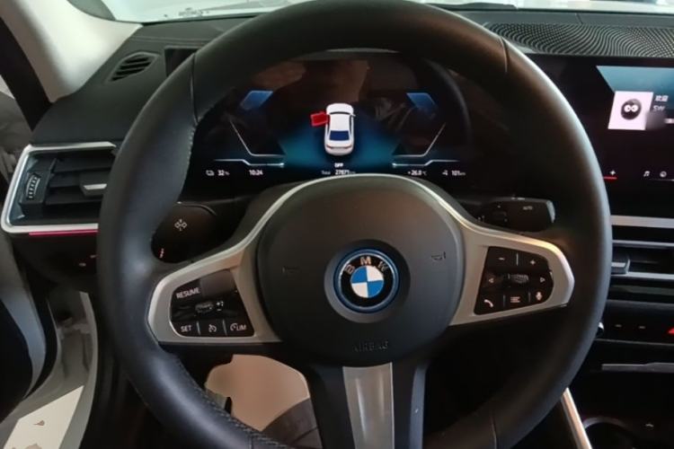 Used BMW i3 2024 eDrive 35 L Steering Wheel