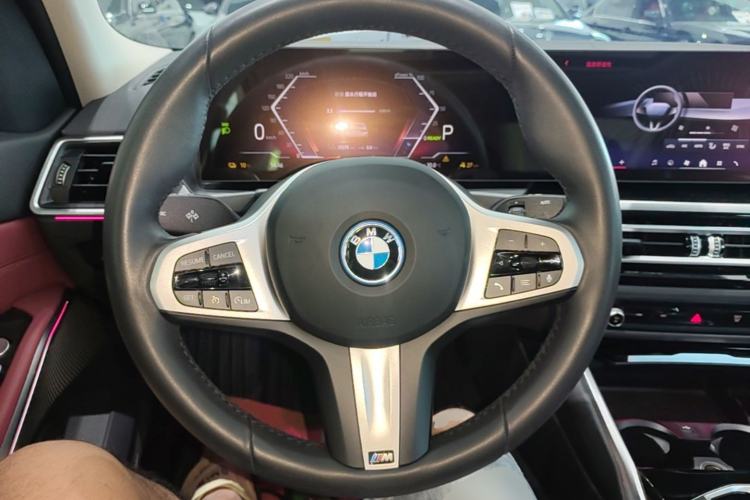 Used BMW i3 2024 eDrive 35 L Steering Wheel