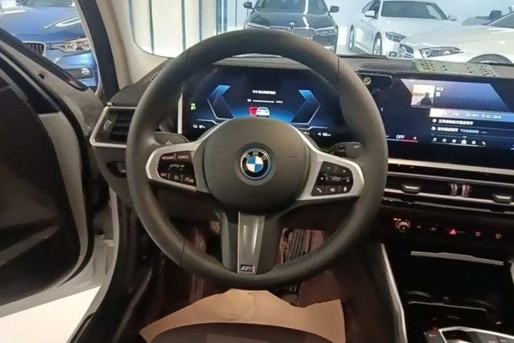 Used BMW i3 2024 eDrive 35 L Steering Wheel