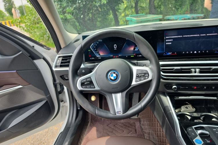 Used BMW i3 2024 eDrive 35 L Steering Wheel