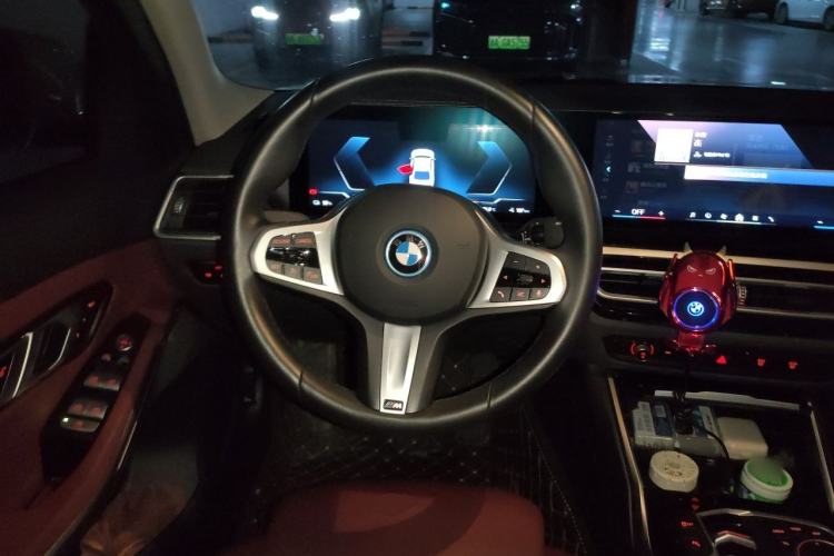 Used BMW i3 2024 eDrive 35 L Steering Wheel