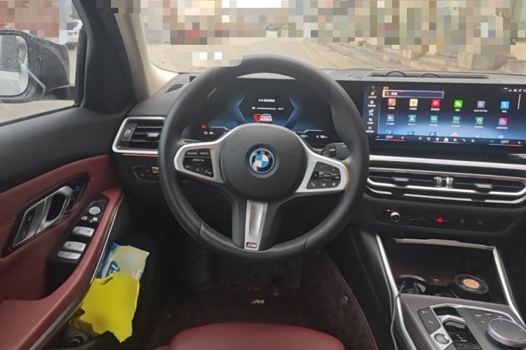 Used BMW i3 2024 eDrive 40 L Midnight Edition Steering Wheel