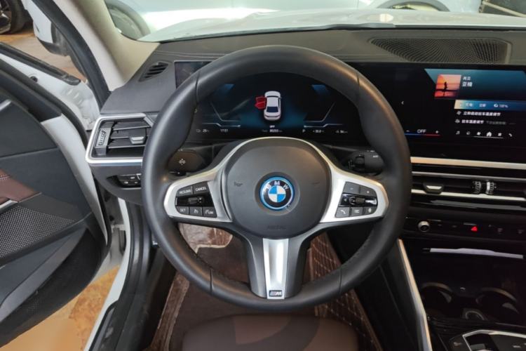 Used BMW i3 2024 eDrive 35 L Steering Wheel