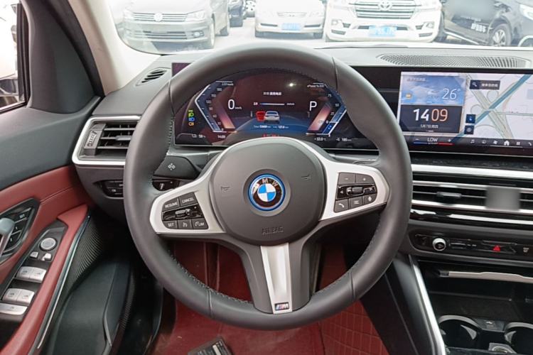 Used BMW i3 2024 eDrive 35 L Steering Wheel