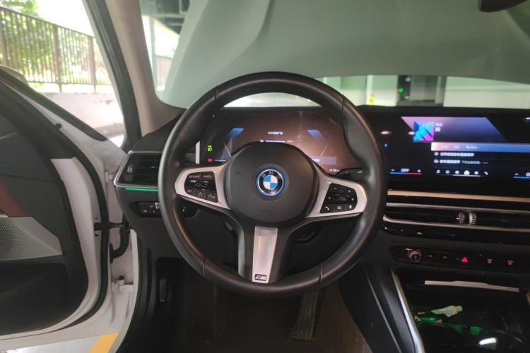 Used BMW i3 2024 eDrive 35 L Steering Wheel