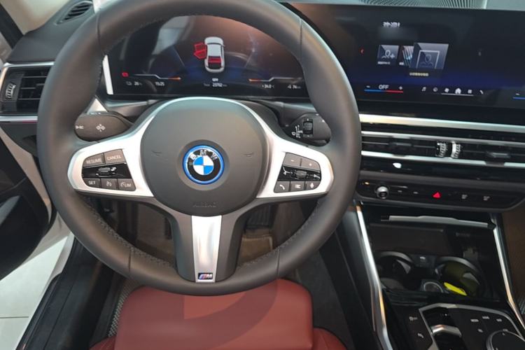 Used BMW i3 2024 eDrive 35 L Steering Wheel
