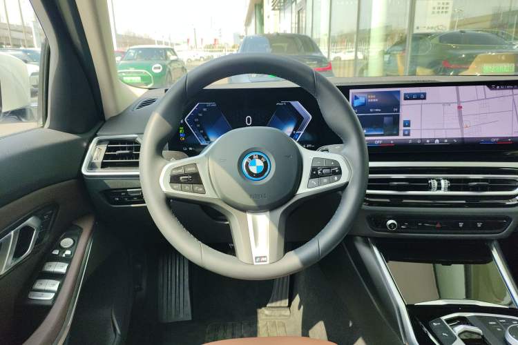 Used BMW i3 2024 eDrive 35 L Steering Wheel