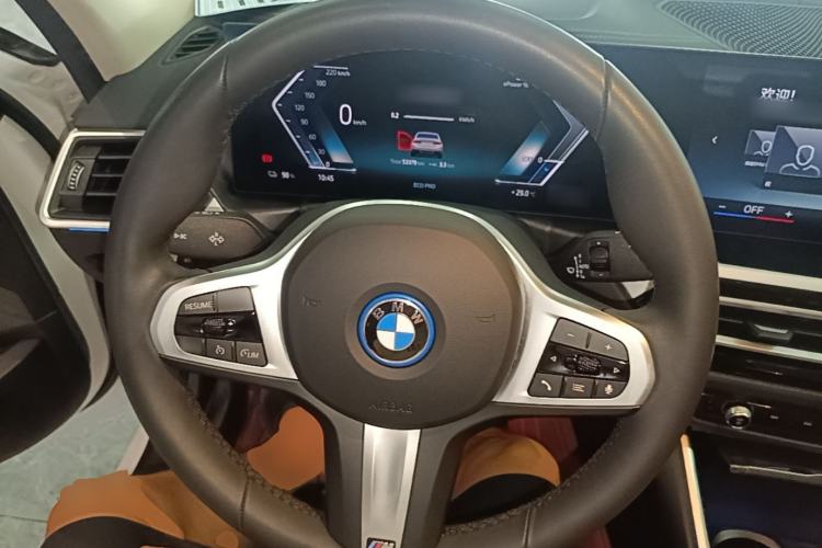 Used BMW i3 2024 eDrive 40 L Midnight Edition Steering Wheel