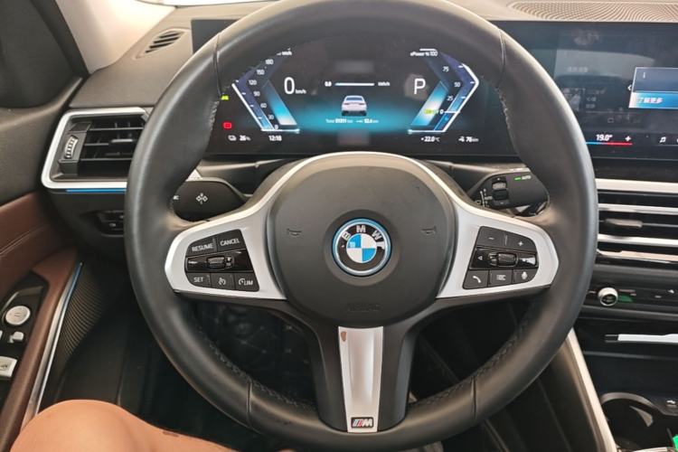 Used BMW i3 2024 eDrive 35 L Steering Wheel