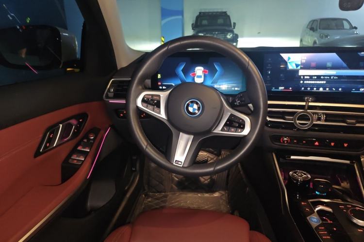 Used BMW i3 2024 eDrive 35 L Steering Wheel