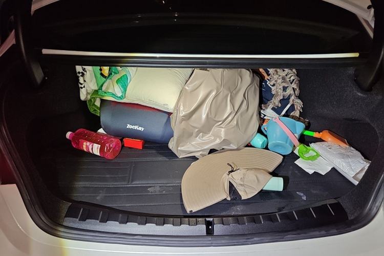 Used BMW i3 2024 eDrive 40 L Midnight Sports Package Trunk