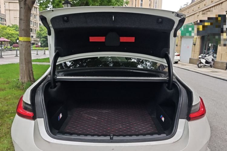 Used BMW i3 2024 eDrive 40 L Midnight Edition Trunk