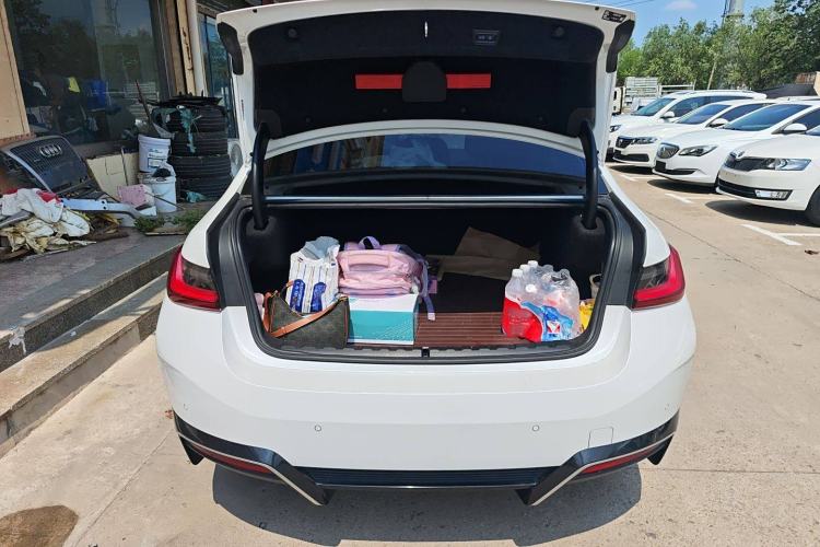 Used BMW i3 2024 eDrive 35 L Trunk