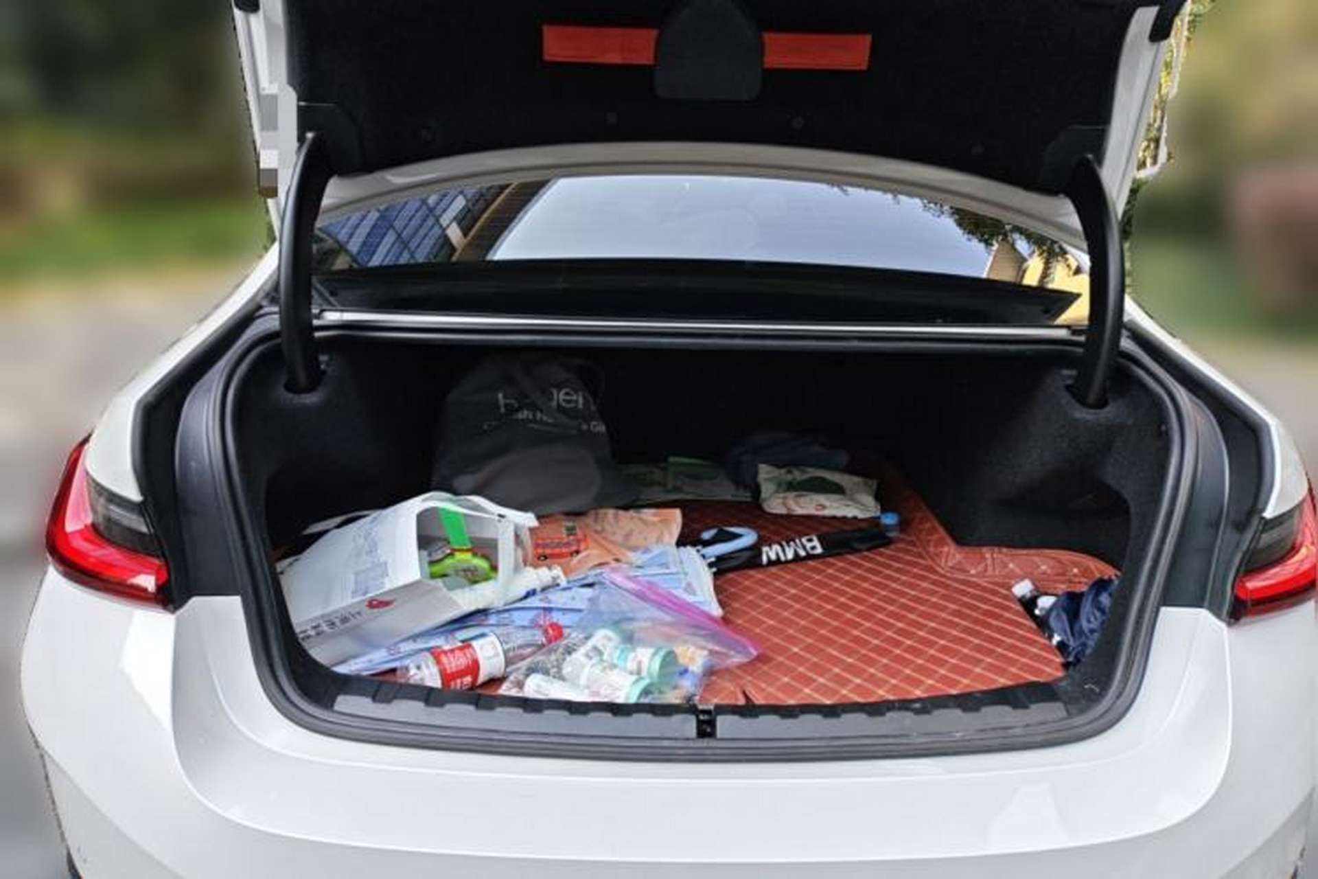 Used BMW i3 2024 eDrive 35 L Trunk