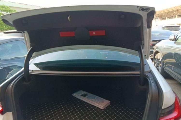 Used BMW i3 2024 eDrive 35 L Trunk