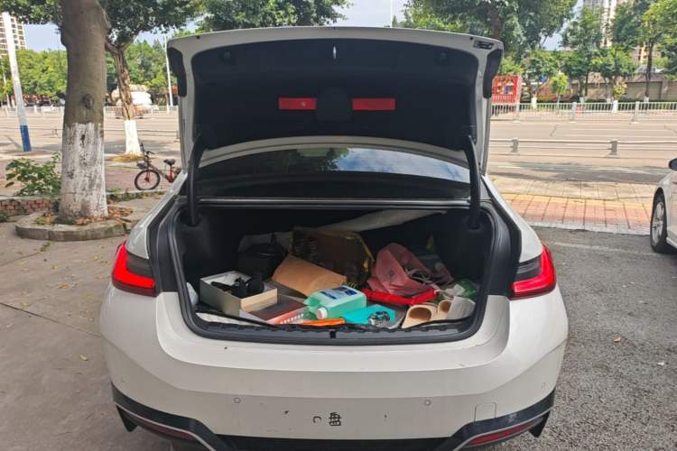 Used BMW i3 2024 eDrive 35 L Trunk