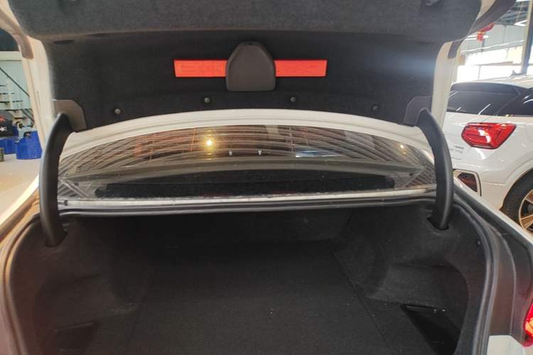 Used BMW i3 2024 eDrive 35 L Trunk