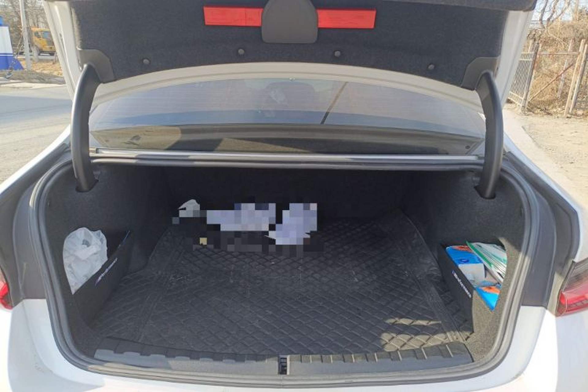 Used BMW i3 2024 eDrive 35 L Trunk