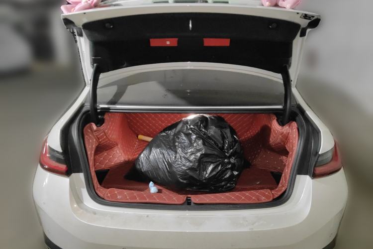 Used BMW i3 2024 eDrive 35 L Trunk