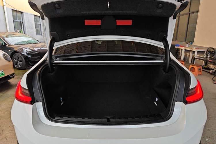 Used BMW i3 2024 eDrive 35 L Trunk