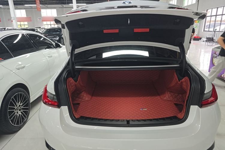 Used BMW i3 2024 eDrive 35 L Trunk