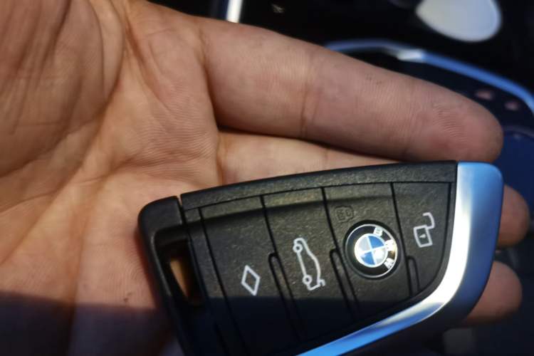 Used BMW i3 2024 eDrive 35 L Vehicle Key