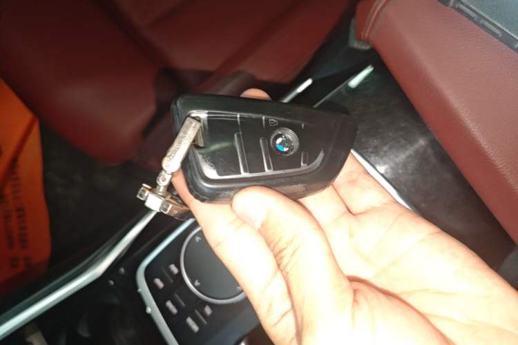 Used BMW i3 2024 eDrive 35 L Vehicle Key