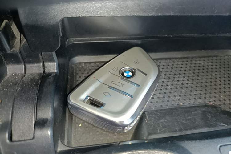 Used BMW i3 2024 eDrive 35 L Vehicle Key