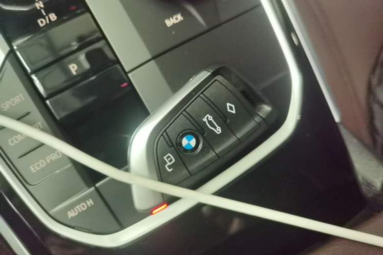 Used BMW i3 2024 eDrive 35 L Vehicle Key