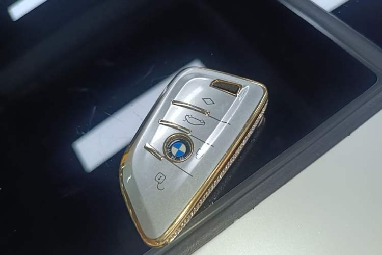 Used BMW i3 2024 eDrive 35 L Vehicle Key