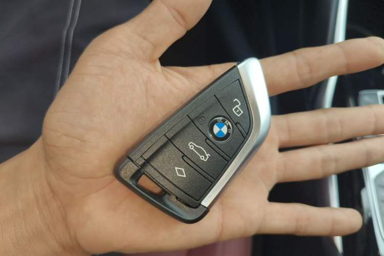 Used BMW i3 2024 eDrive 35 L Vehicle Key