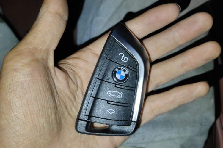 Used BMW i3 2024 eDrive 35 L Vehicle Key