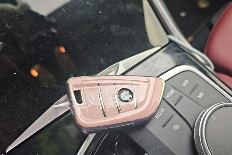 Used BMW i3 2024 eDrive 35 L Vehicle Key