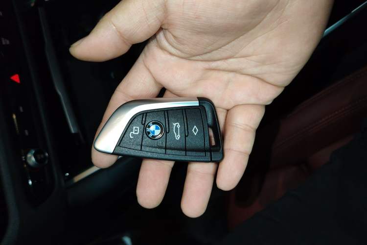 Used BMW i3 2024 eDrive 35 L Vehicle Key
