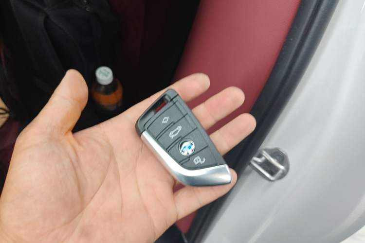 Used BMW i3 2024 eDrive 35 L Vehicle Key