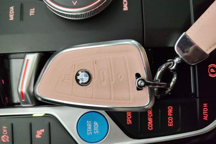 Used BMW i3 2024 eDrive 35 L Vehicle Key