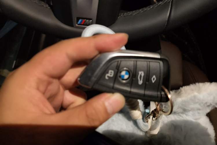 Used BMW i3 2024 eDrive 40 L Midnight Edition Vehicle Key