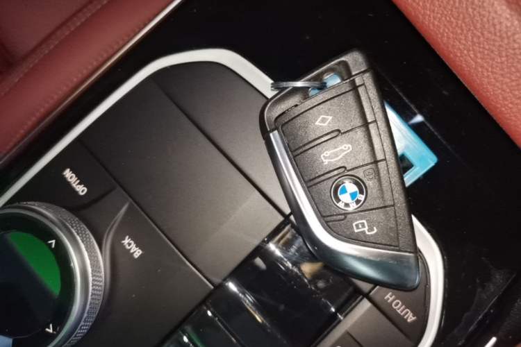 Used BMW i3 2024 eDrive 35 L Vehicle Key