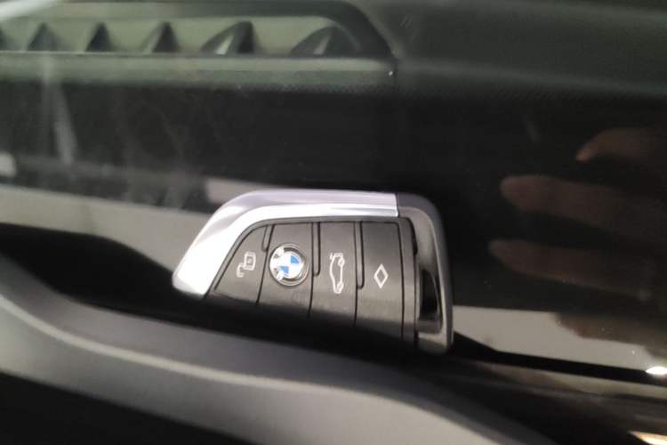 Used BMW i3 2024 eDrive 35 L Vehicle Key