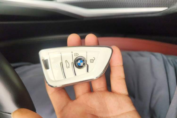 Used BMW i3 2024 eDrive 40 L Midnight Sports Package Vehicle Key