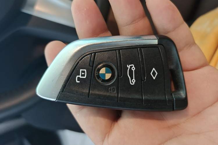 Used BMW i3 2024 eDrive 35 L Vehicle Key