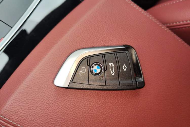 Used BMW i3 2024 eDrive 35 L Vehicle Key