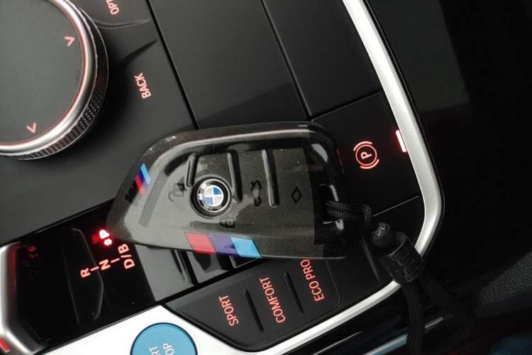 Used BMW i3 2024 eDrive 35 L Vehicle Key