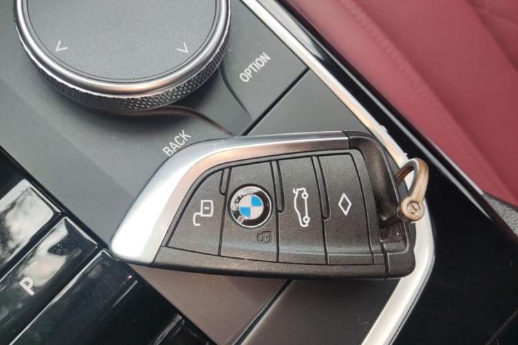 Used BMW i3 2024 eDrive 35 L Vehicle Key