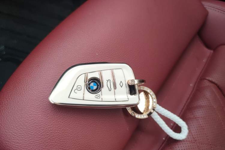 Used BMW i3 2024 eDrive 35 L Vehicle Key
