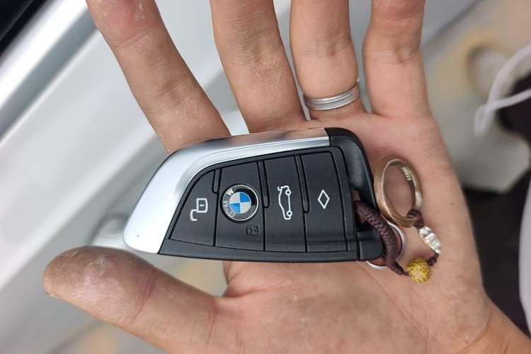Used BMW i3 2024 eDrive 35 L Vehicle Key