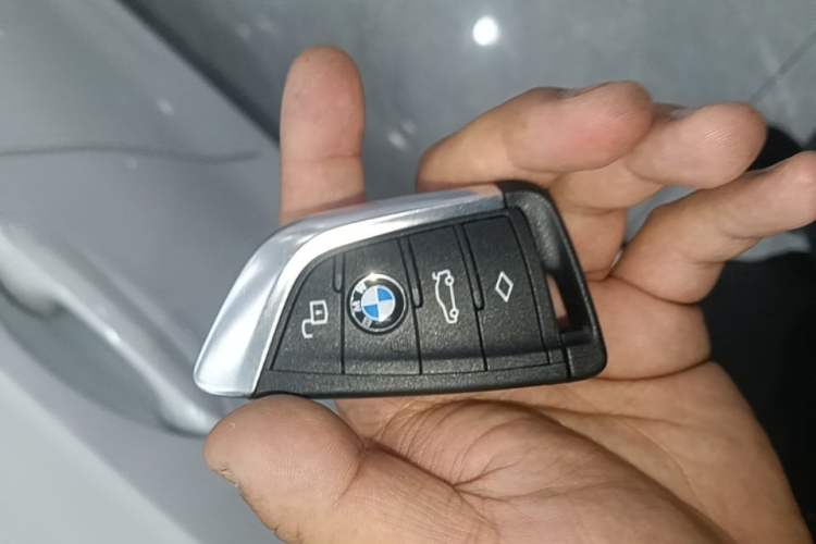 Used BMW i3 2024 eDrive 35 L Vehicle Key