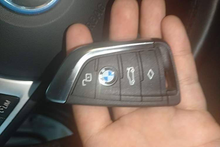 Used BMW i3 2024 eDrive 35 L Vehicle Key