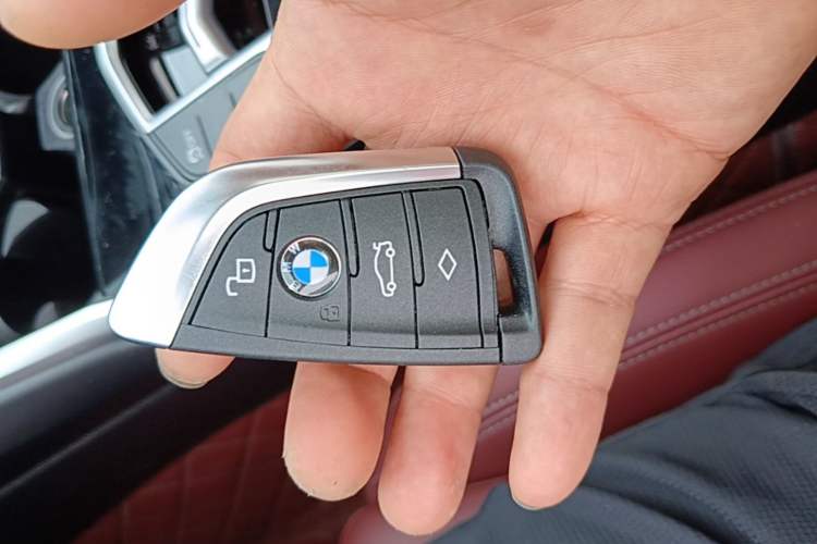 Used BMW i3 2024 eDrive 35 L Vehicle Key